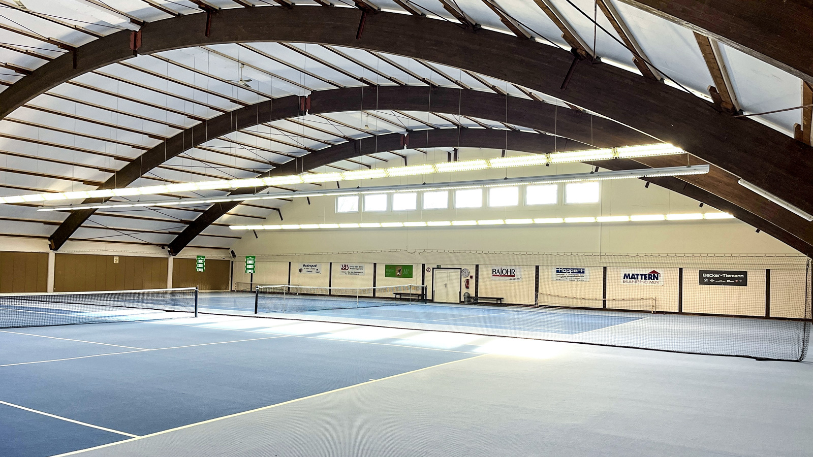 Ein echtes Leuchtturmprojekt: Wie Blau-Weiß Einbeck seine Tennishalle nachhaltig und modern neu aufstellte