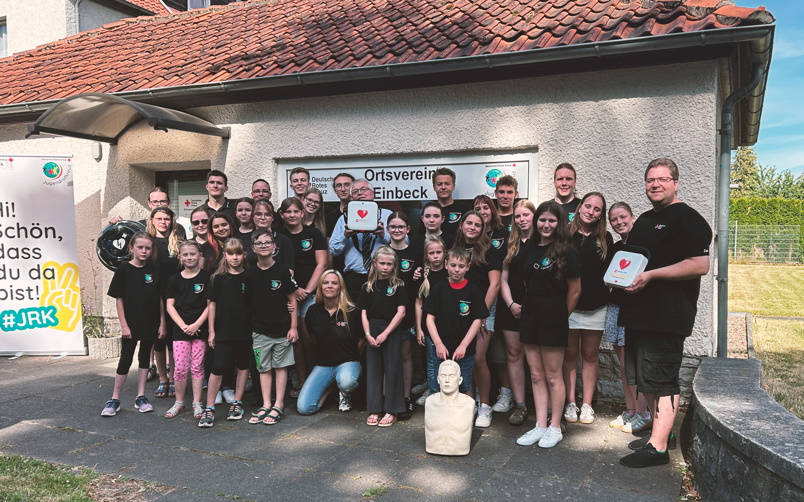 Crowdfunding mit Wirkung: Defibrillator für den DRK-Ortsverein Einbeck angeschafft