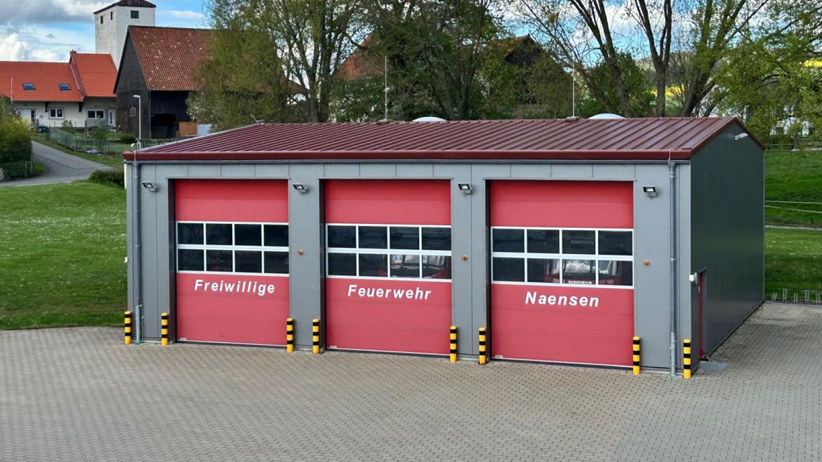  Die neue Fahrzeughalle.