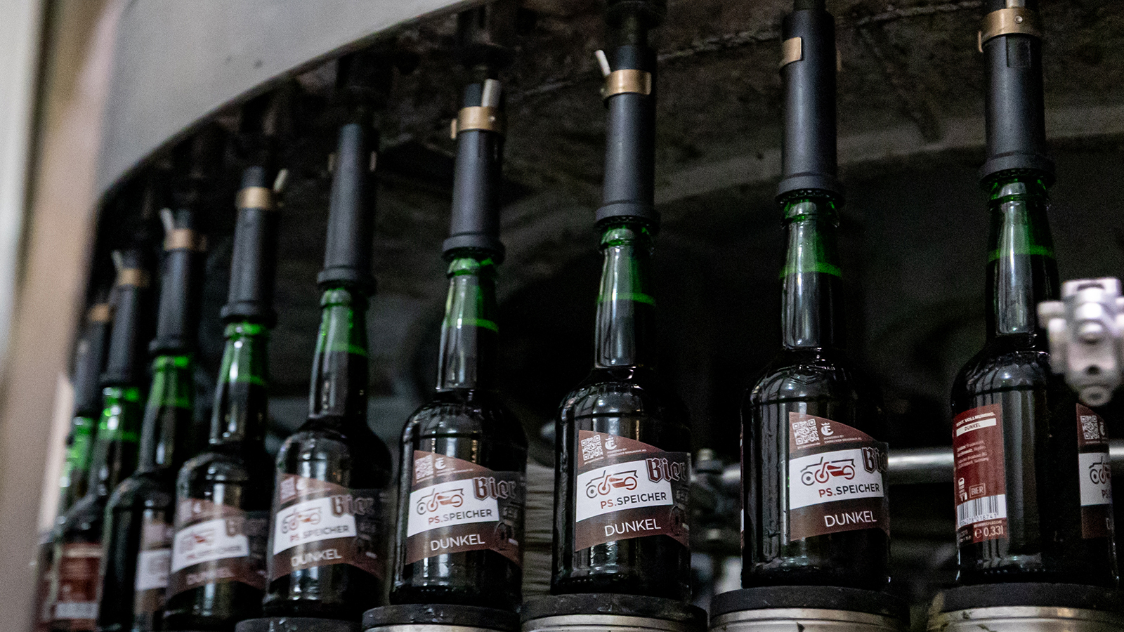 Einbecker Bier mit Oldtimer-Überraschung - PS.SPEICHER-Sonderetiketten jetzt auch im Getränkehandel erhältlich