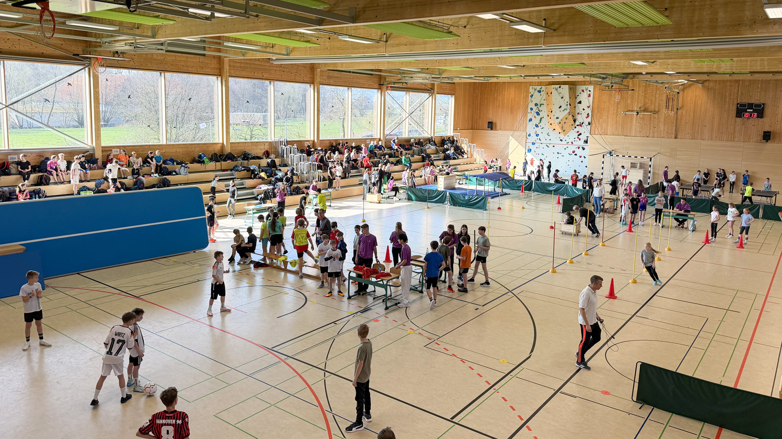 Sportevent an der Paul-Gerhardt-Schule: „Pauls Olympische Spiele“ begeistern Schülerinnen und Schüler