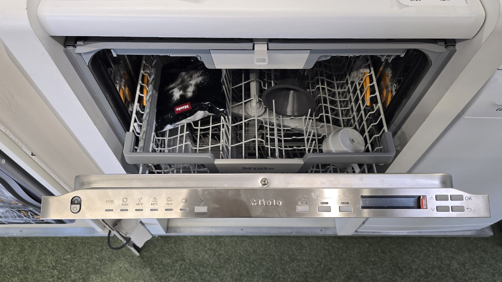 Miele-Geschirrspüler mit AutoDos als Einzelstück bei Elektro Johanns zum attraktiven Wochenpreis